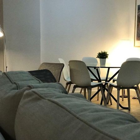 פואנגירולה Apartamento Torreblanca Free Parking מראה חיצוני תמונה