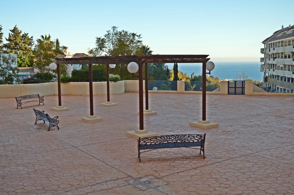 פואנגירולה Apartamento Torreblanca Free Parking מראה חיצוני תמונה