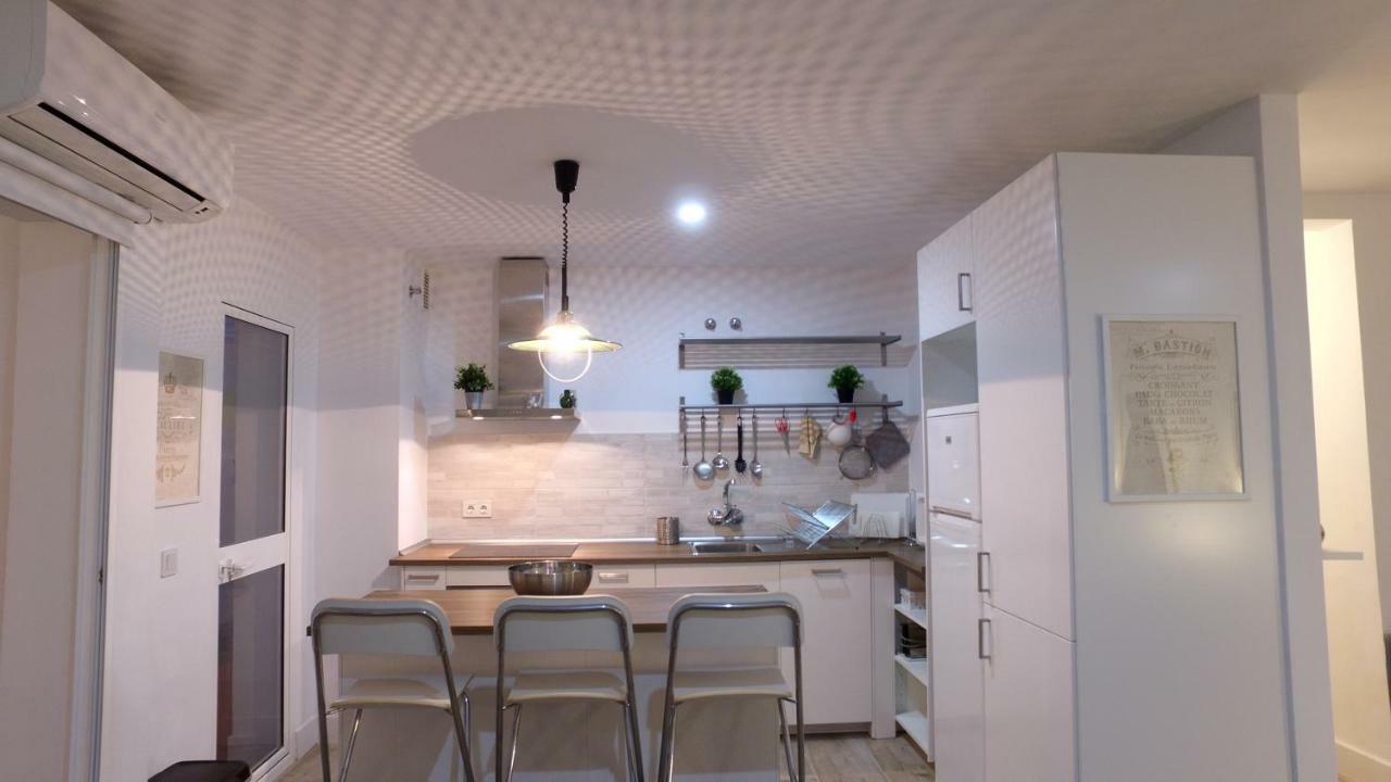פואנגירולה Apartamento Torreblanca Free Parking מראה חיצוני תמונה