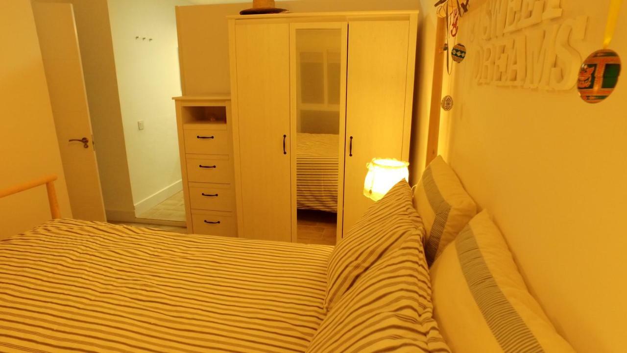 פואנגירולה Apartamento Torreblanca Free Parking מראה חיצוני תמונה