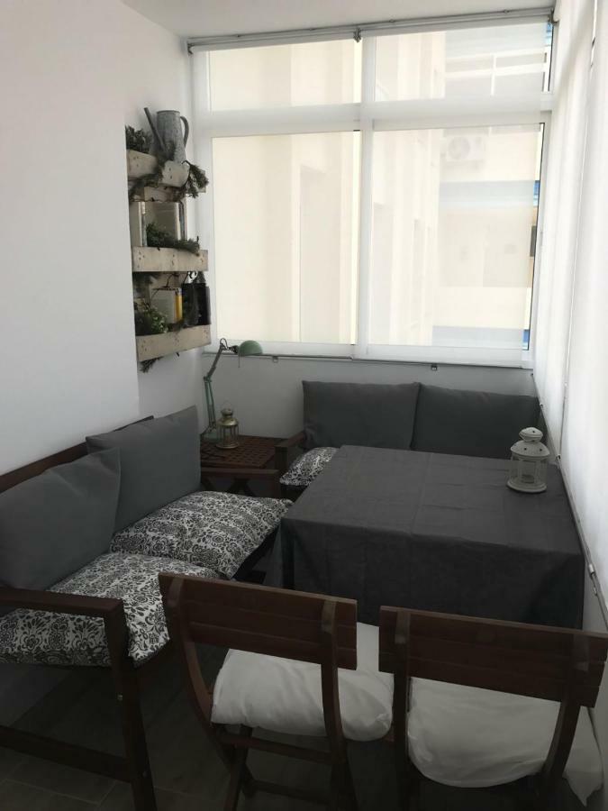 פואנגירולה Apartamento Torreblanca Free Parking מראה חיצוני תמונה