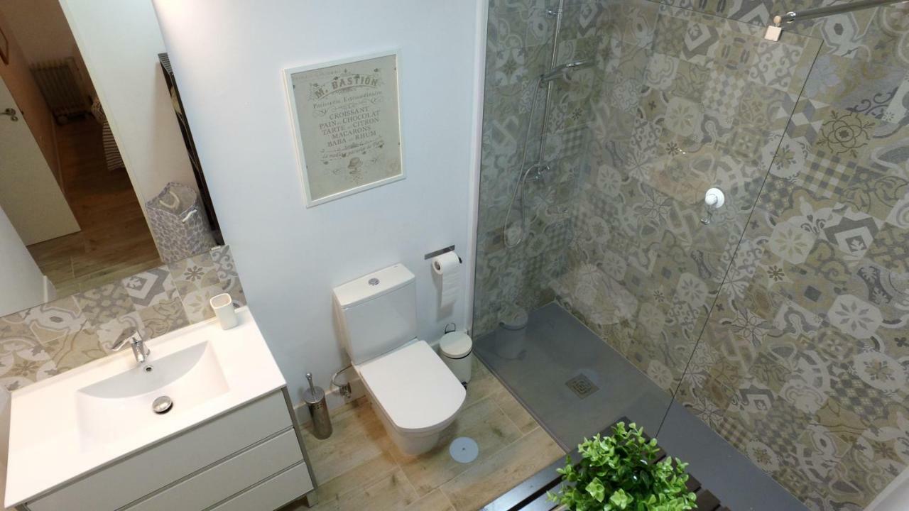 פואנגירולה Apartamento Torreblanca Free Parking מראה חיצוני תמונה
