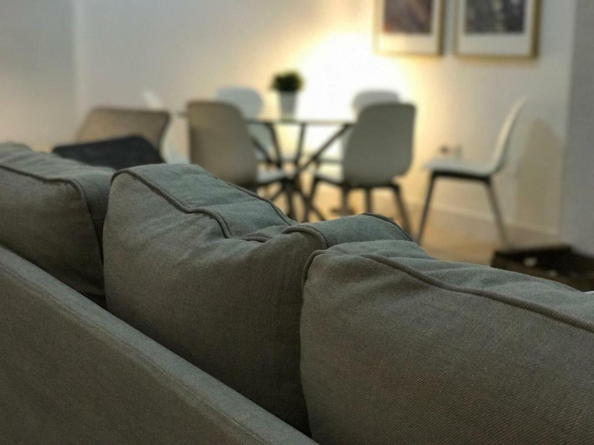פואנגירולה Apartamento Torreblanca Free Parking מראה חיצוני תמונה