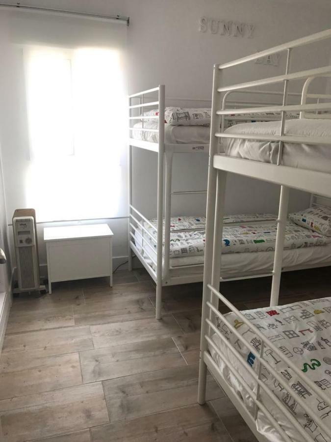 פואנגירולה Apartamento Torreblanca Free Parking מראה חיצוני תמונה