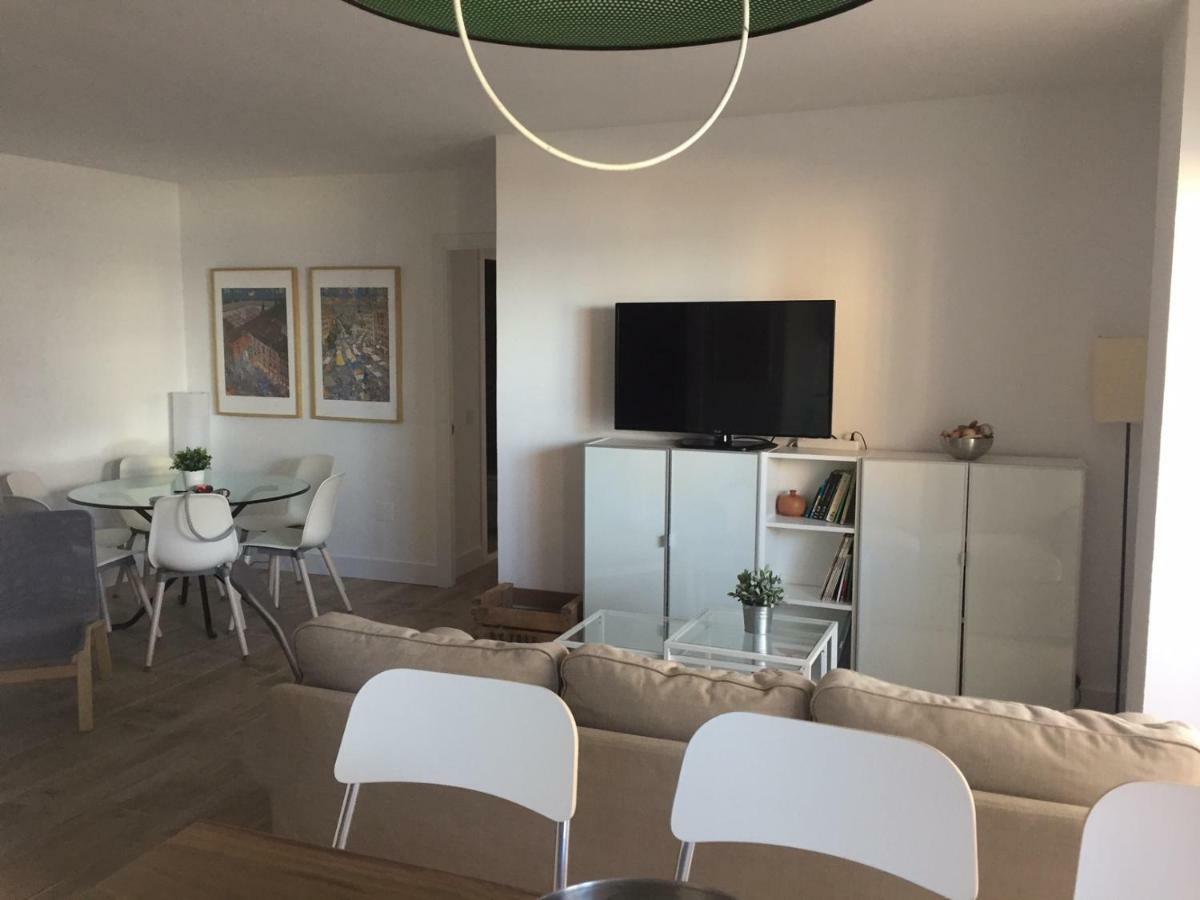 פואנגירולה Apartamento Torreblanca Free Parking מראה חיצוני תמונה